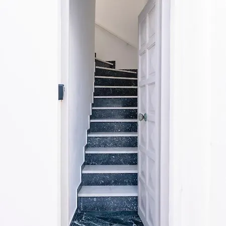 Brand New Cozy With Balcony At The Center Of Apartment Naousa (Paros)