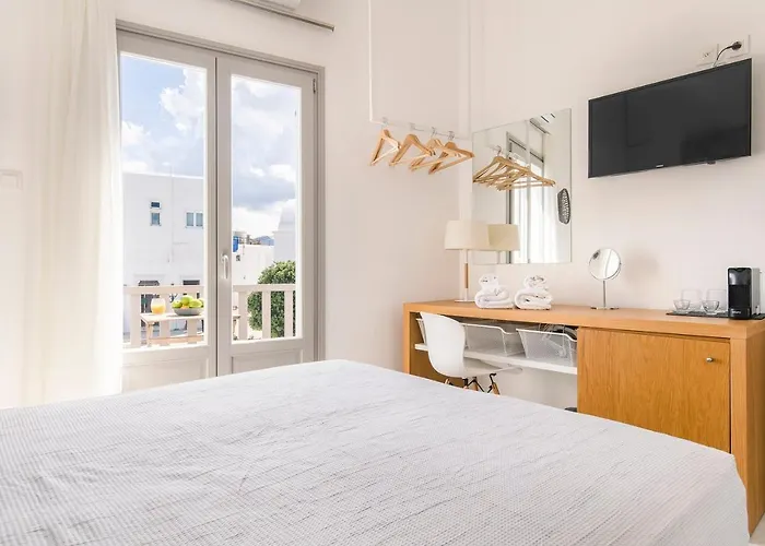 Brand New Cozy With Balcony At The Center Of